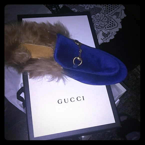 Gucci Slippers - Picture 1 of 1
